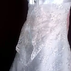продам свадебное платье новое