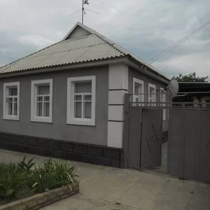 Продам дом на ул. Сорокина,  Луганск