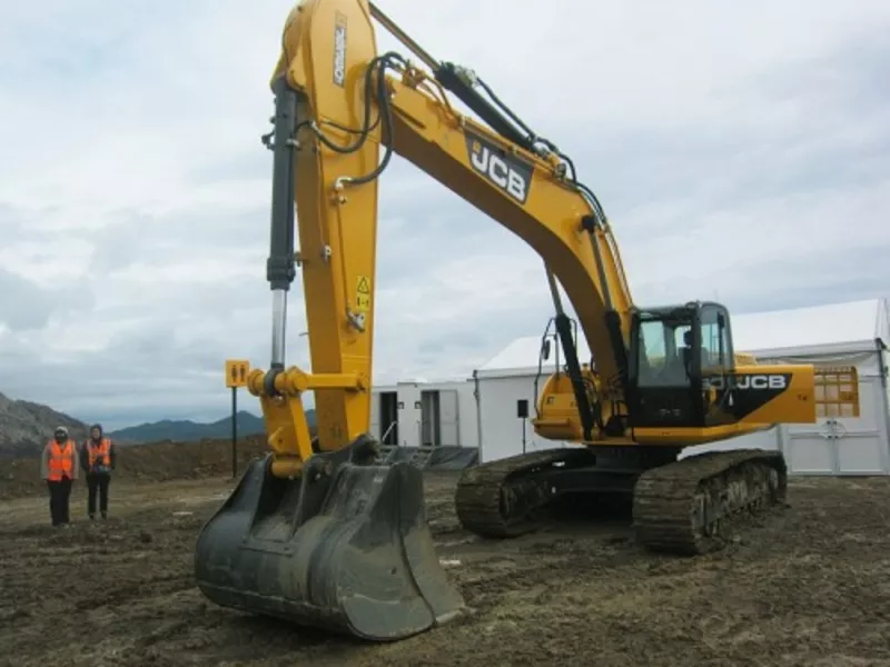  JCB JS 360