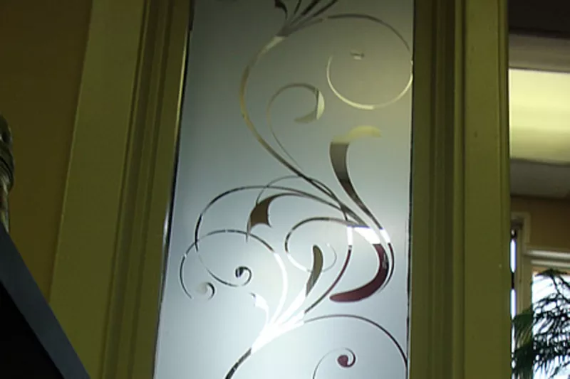 Декоративные наклейки на стекло или зеркало