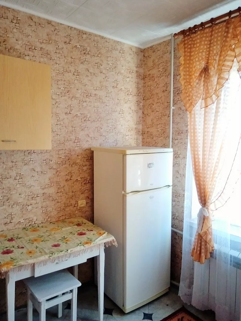 Продам 2 комнатную квартиру в Луганске 4