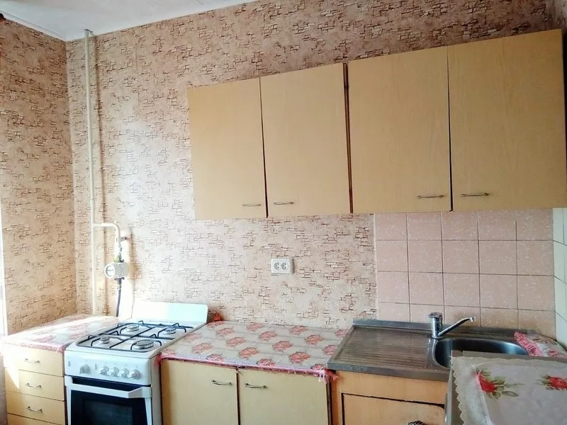 Продам 2 комнатную квартиру в Луганске 5