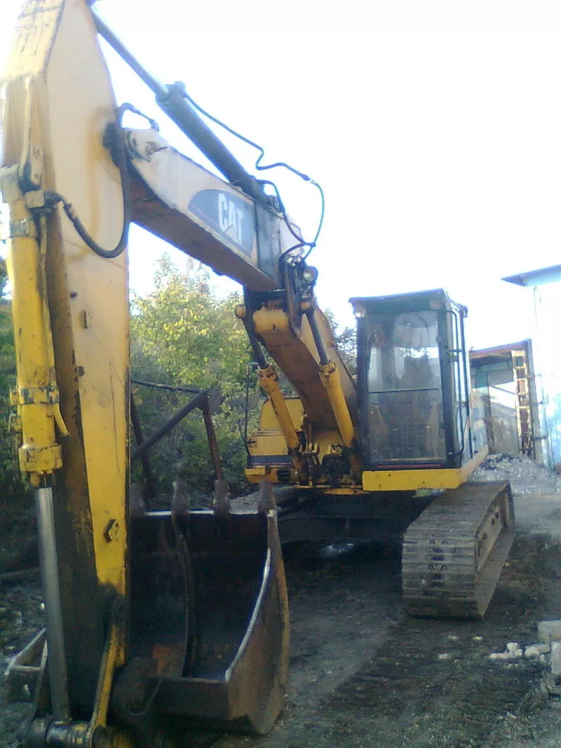 Caterpillar 320                                                      